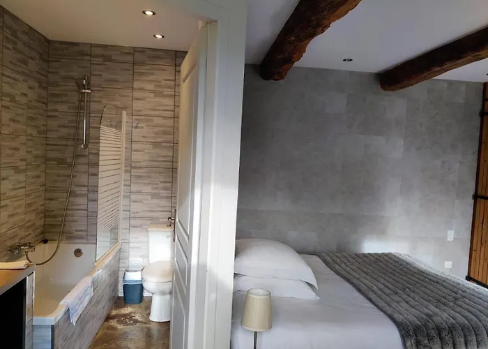 Clos Masure De Campagne